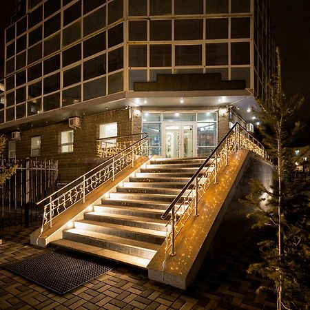 "Rush Hotel" Astana Exterior photo