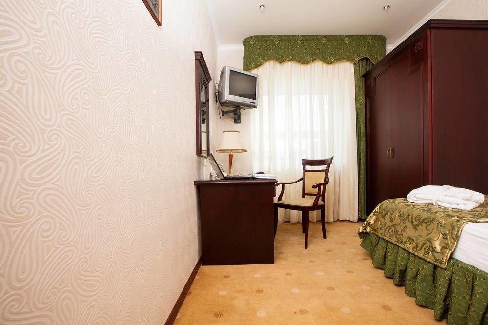 "Rush Hotel" Astana Exterior photo