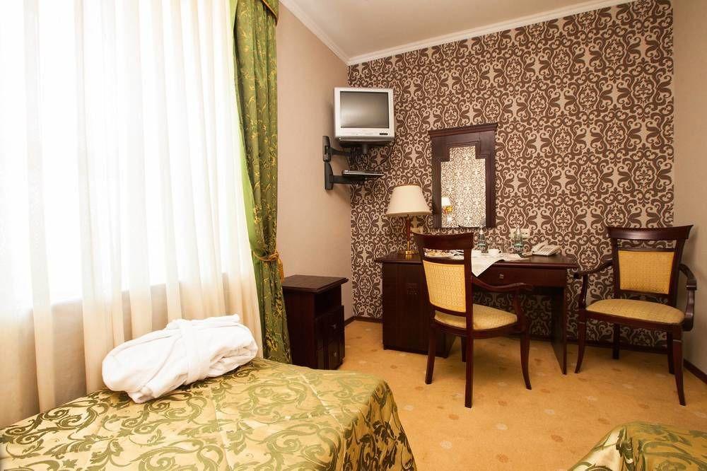 "Rush Hotel" Astana Exterior photo