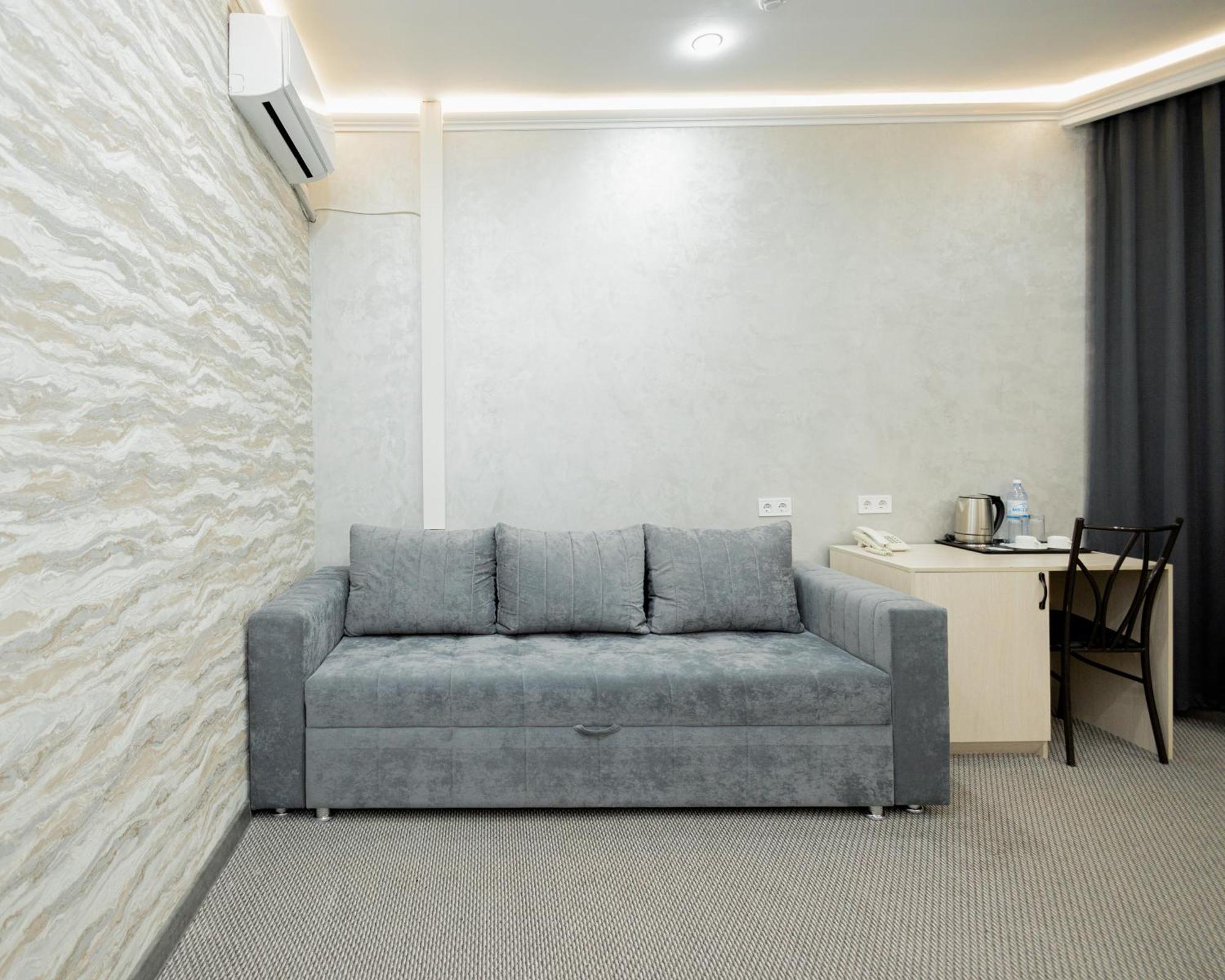 "Rush Hotel" Astana Exterior photo