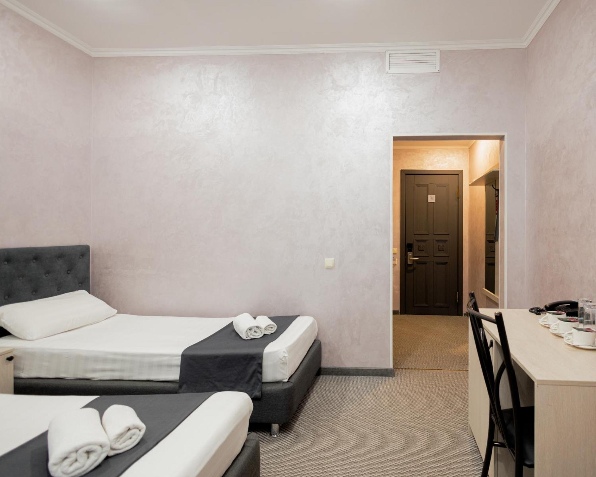 "Rush Hotel" Astana Exterior photo