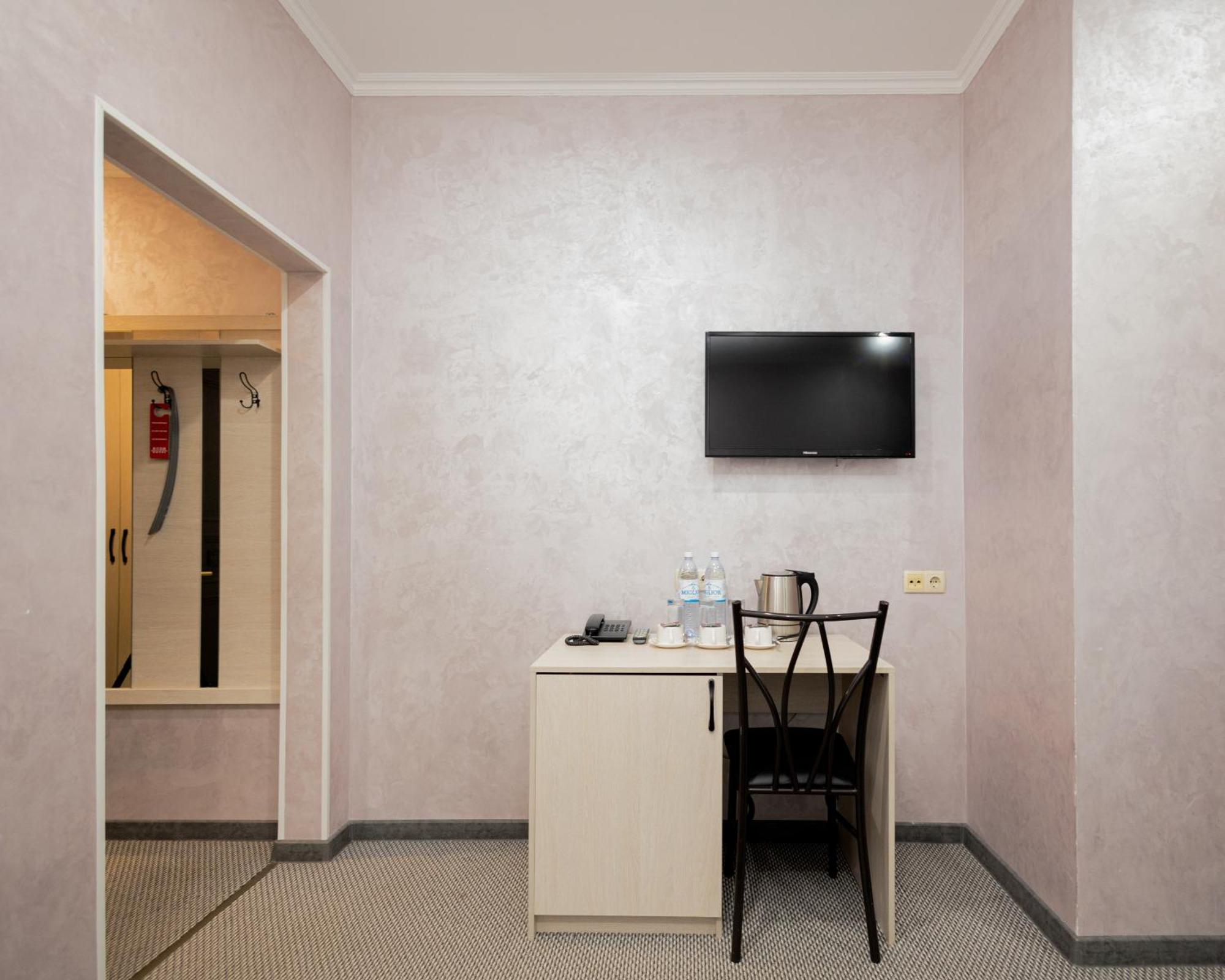 "Rush Hotel" Astana Exterior photo