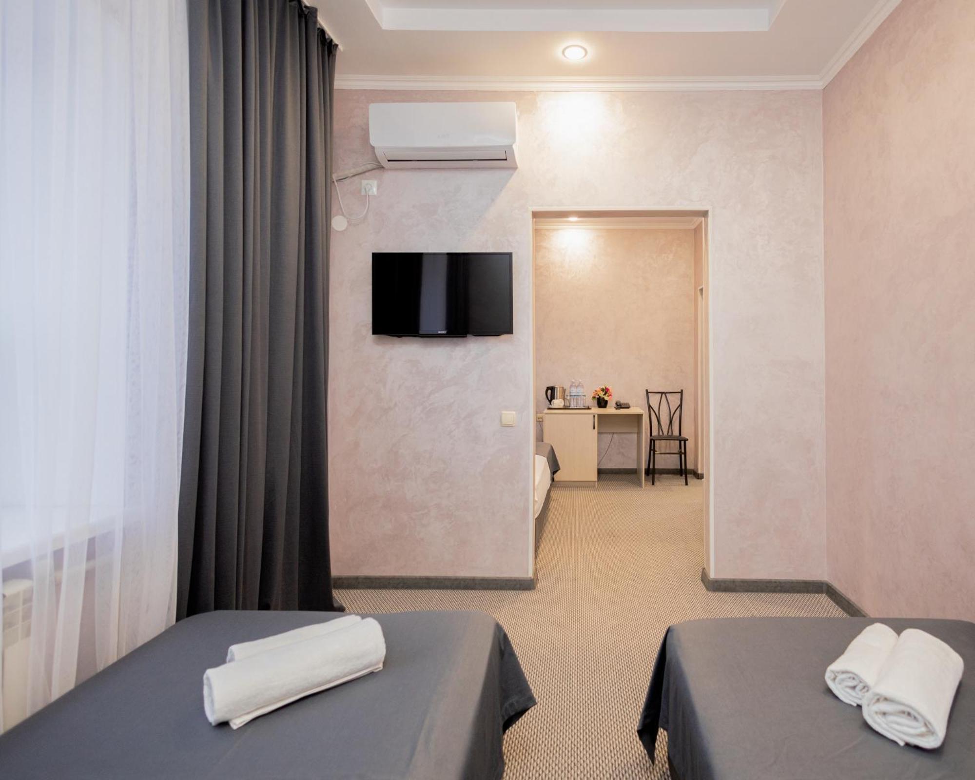 "Rush Hotel" Astana Exterior photo