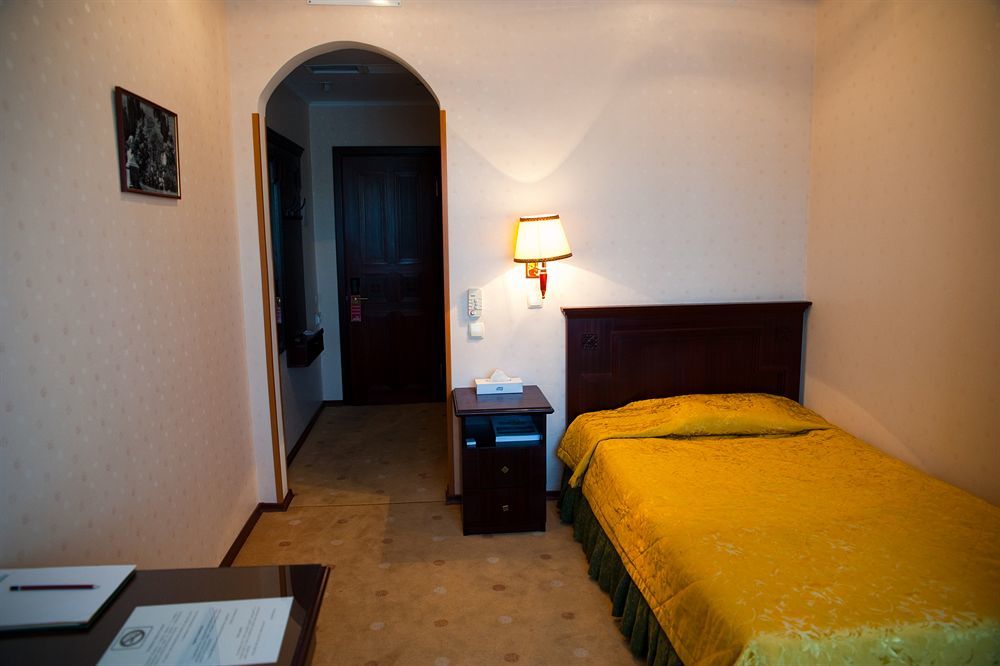 "Rush Hotel" Astana Exterior photo